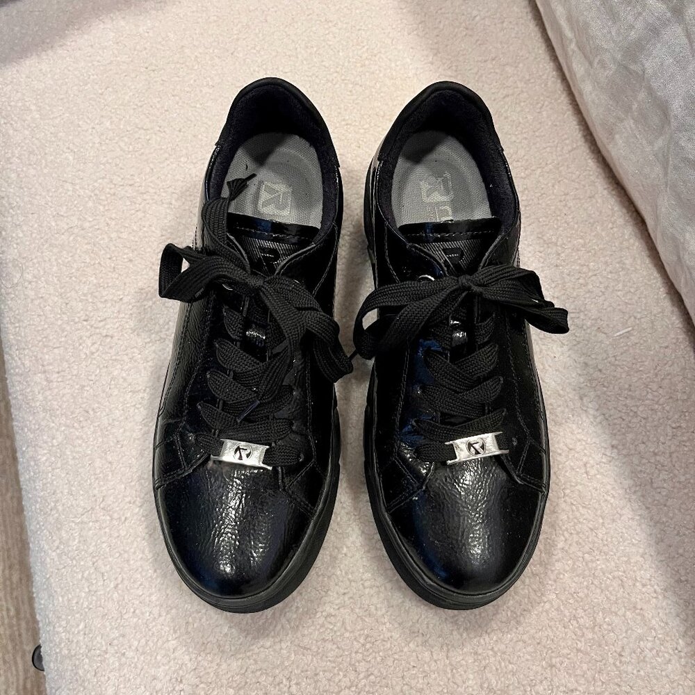 Rieker Black Patent Carla shoe - good,  pre-owned condition -Size 37